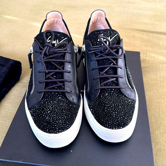 Men’s Giuseppe Zanotti Frankie Rhinestone Sneakers. - Picture 1 of 4